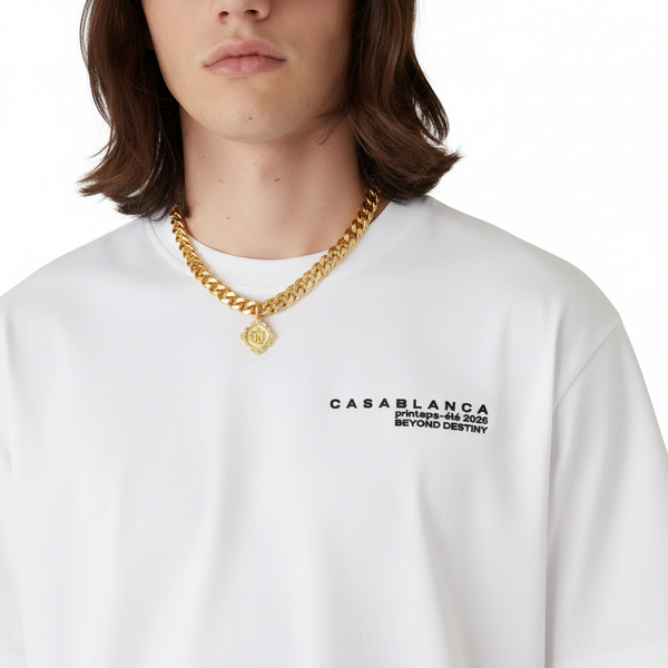 Close-Up Logo White
